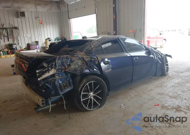 2C3CDXGJ5GH350551: 42423663