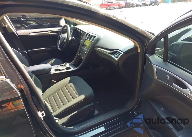 3FA6P0HD5LR167543: 42423669