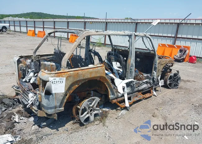 1C4HJXDN1PW512551: 42423733