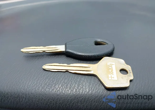 1N4AB42D2TC503589: 42423820