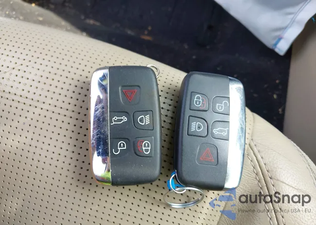 SALCR2BG9GH588414: 42424850