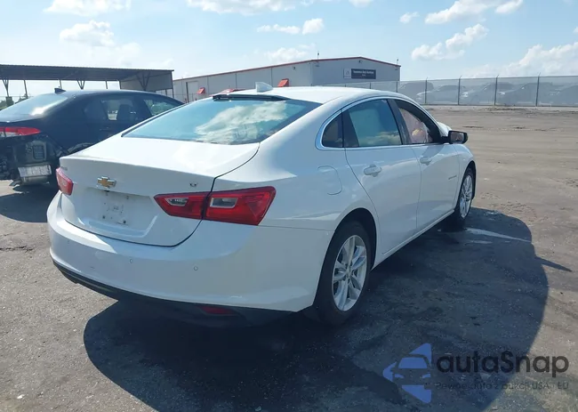 1G1ZD5ST4JF230616: 42424866