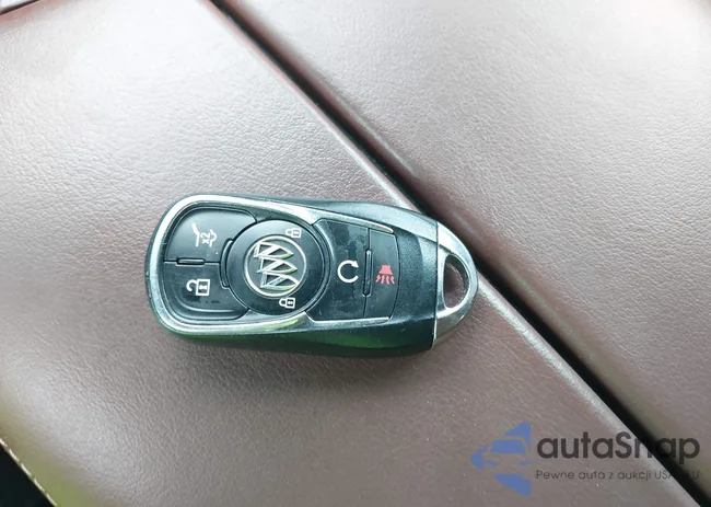 LRBFXBSA2HD039568: 42424869