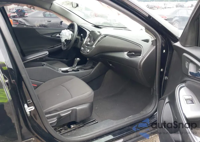 1G1ZD5ST7LF092086: 42425040