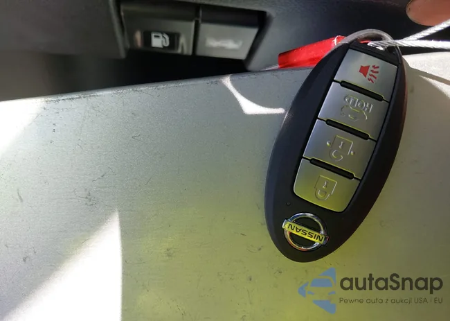 3N1CN8DV4LL905421: 42425128