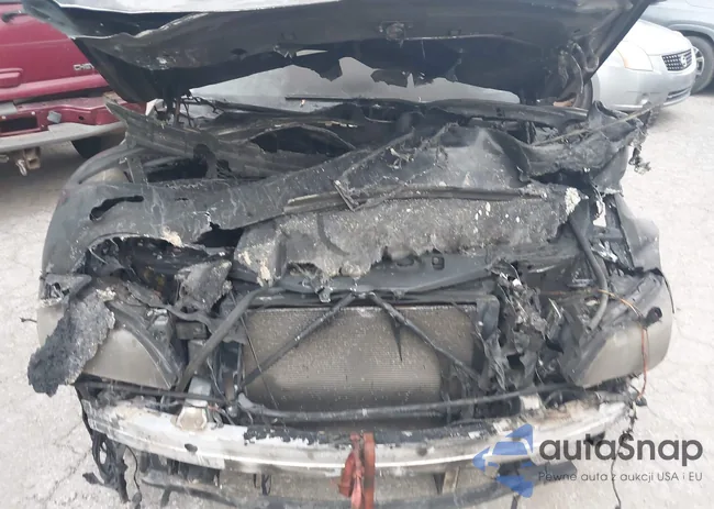 WBAKB4C54CC576515: 42425218