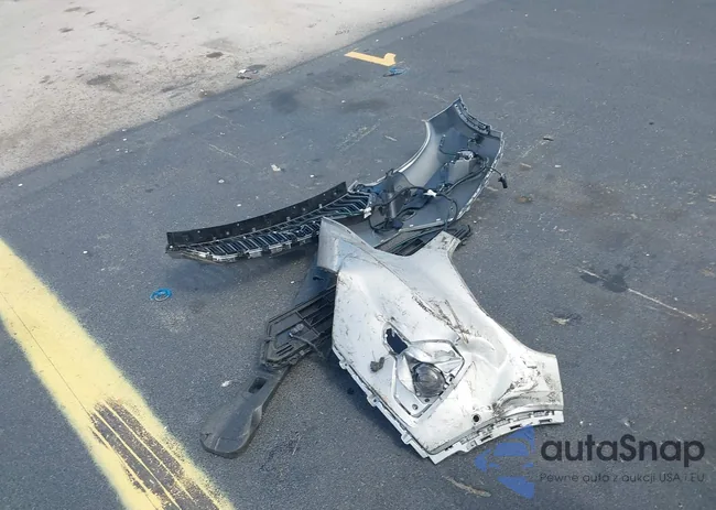 YV4L12UE0R2249649: 42425231