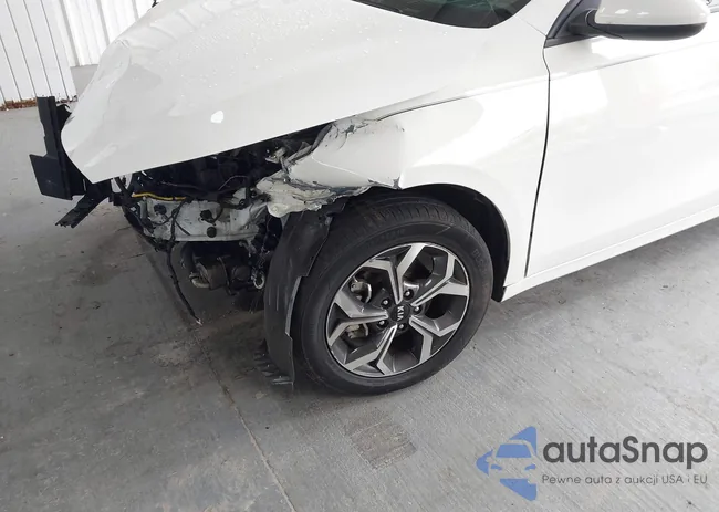 3KPF24AD5KE058905: 42425258