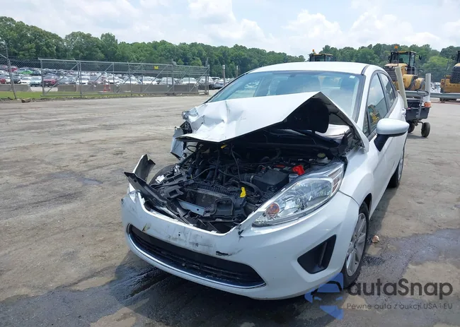 3FADP4BJ4CM218122: 42425275