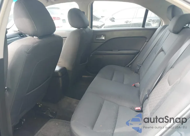 3FAHP0HA3BR228949: 42425352