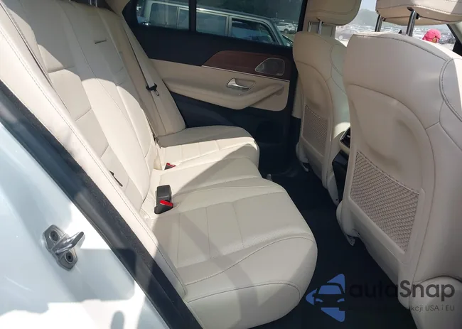 4JGFB4JB1PA902426: 42424644