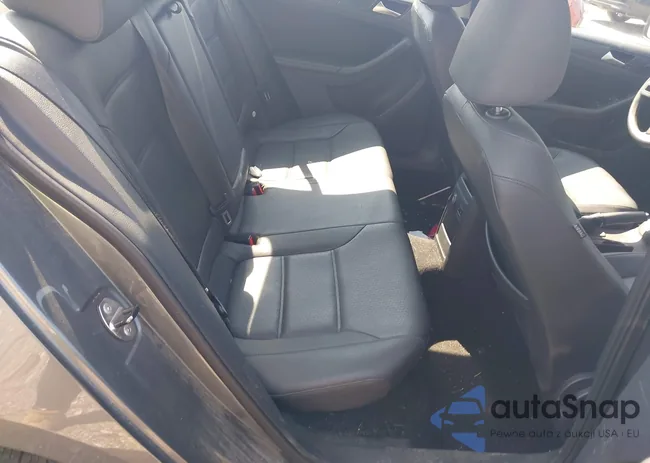 3VWDP7AJ0CM309754: 42424674