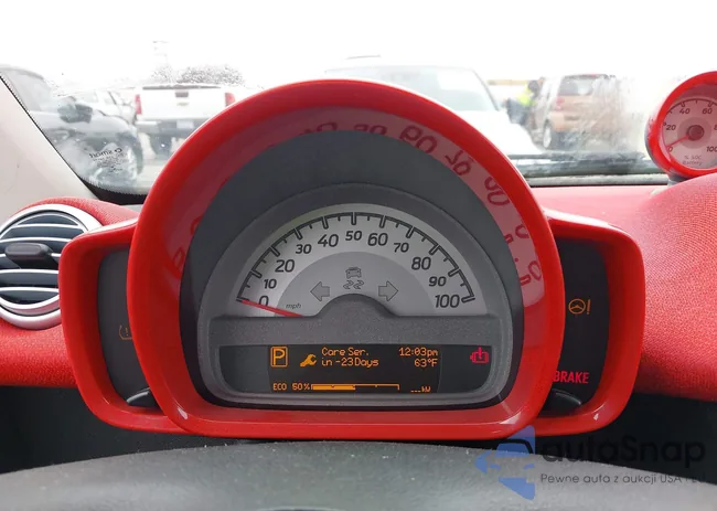 WMEEJ9AA9FK831266: 42424713