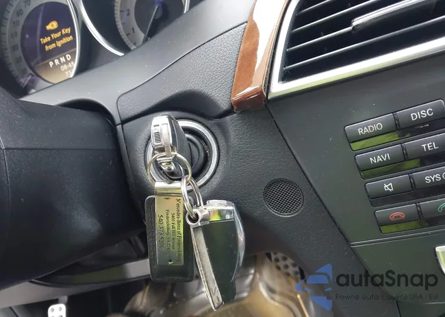 WDDGJ8JB4CF808885: 42424775