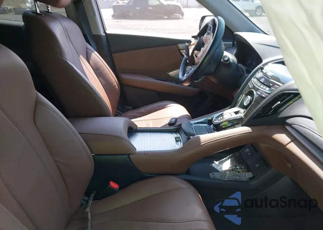 5J8TC2H58LL018329: 42424805