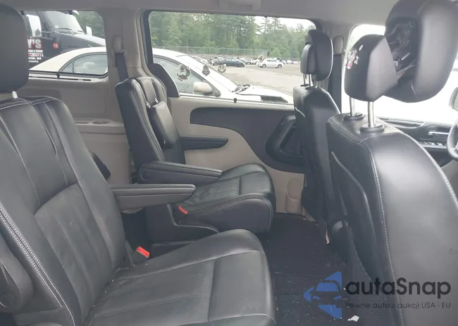 2C4RC1BG9FR525541: 42425962