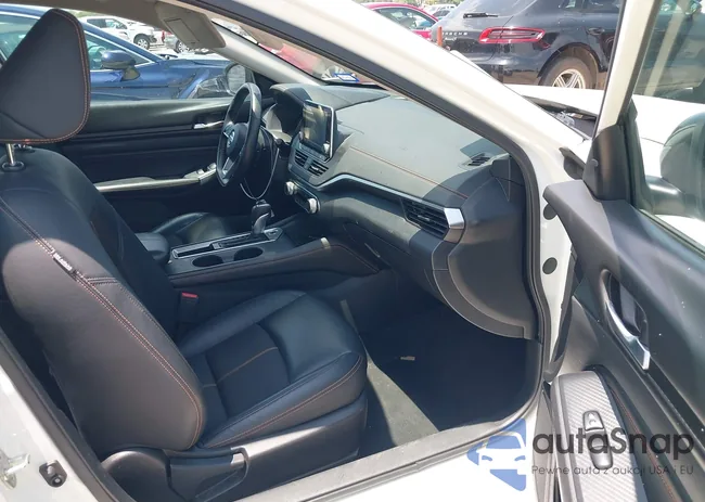 1N4BL4CV2MN360884: 42426067