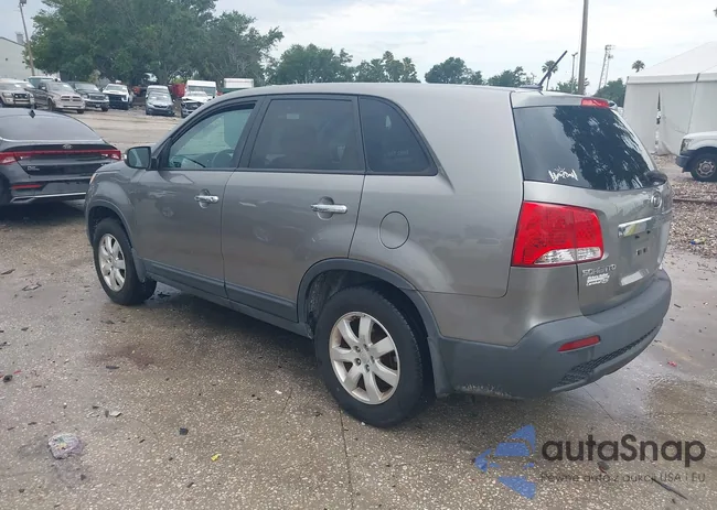 5XYKT3A12BG126527: 42426289