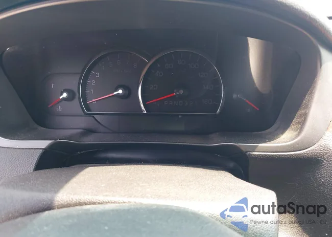 1G6KD57977U234057: 42425555