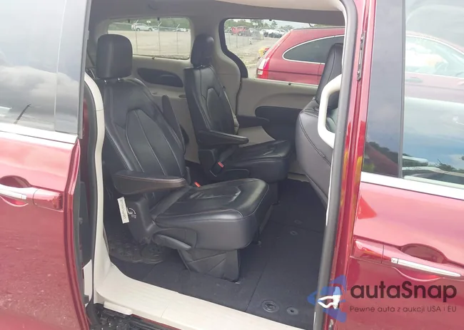 2C4RC1BG8JR128198: 42426914