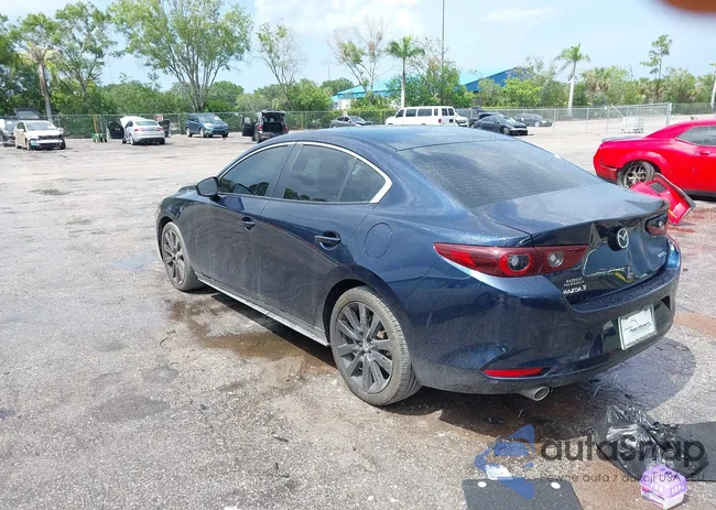 3MZBPABMXRM401895: 42426961