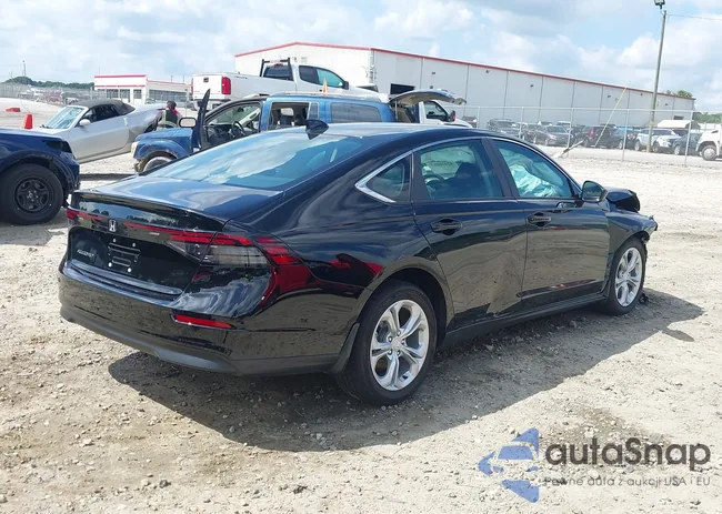 1HGCY1F27RA062427: 42426967