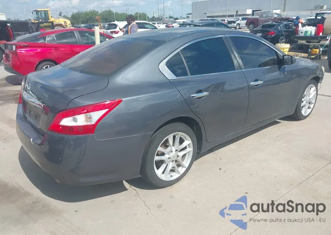 1N4AA5AP5AC820574: 42427315