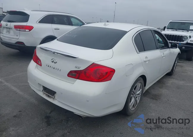 JN1CV6AP2BM304149: 42427320