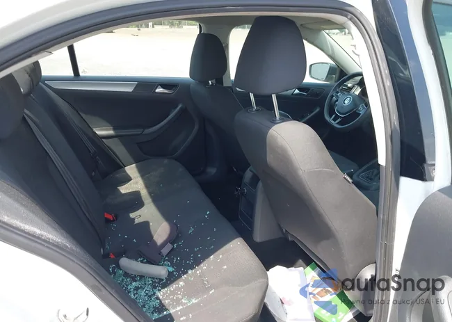 3VWD17AJ0FM335969: 42427339