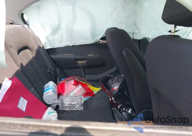 1G1JC5SH7E4142446: 42427373