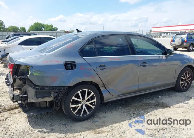 3VWDB7AJ1JM243775: 42426467