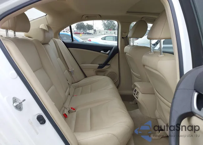 JH4CU2F61DC008667: 42426518