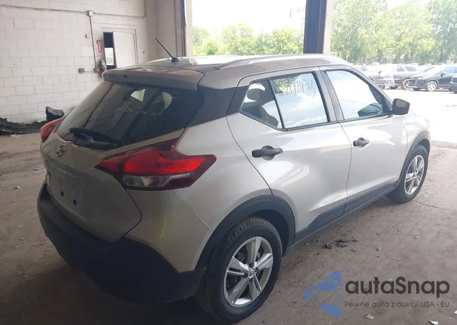 3N1CP5CU5KL555586: 42426743