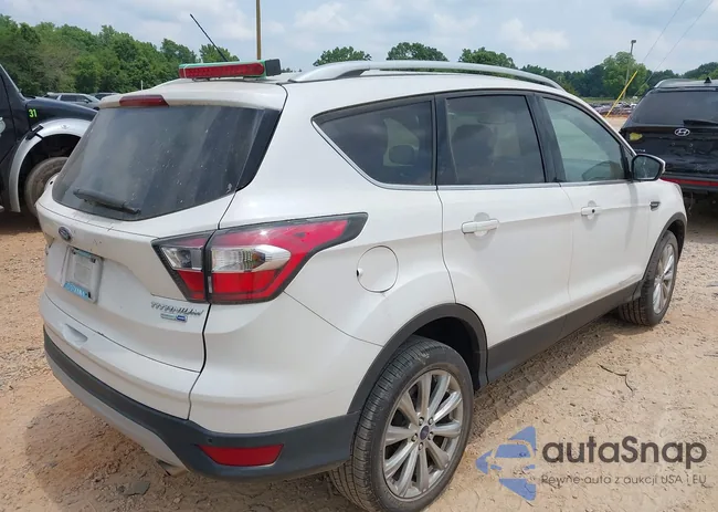 1FMCU9JD1HUB14273: 42427843