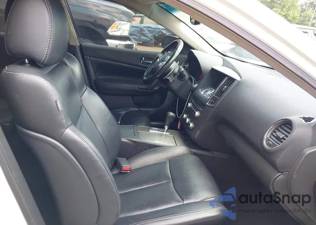 1N4AA5AP4DC813443: 42427858