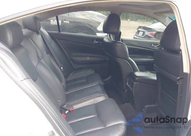 1N4AA5AP4DC813443: 42427858