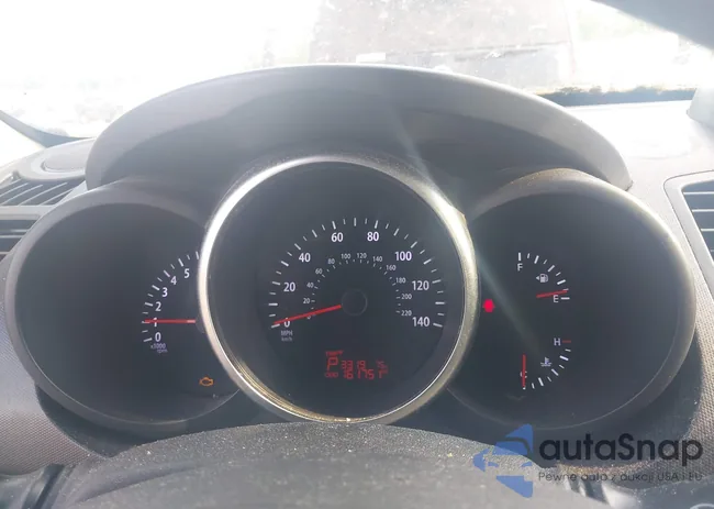 KNDJT2A68C7372109: 42428012