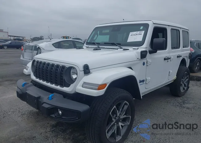 1C4RJXN68RW186133: 42428186