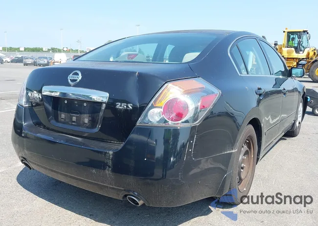 1N4AL2AP1CC195408: 42428228