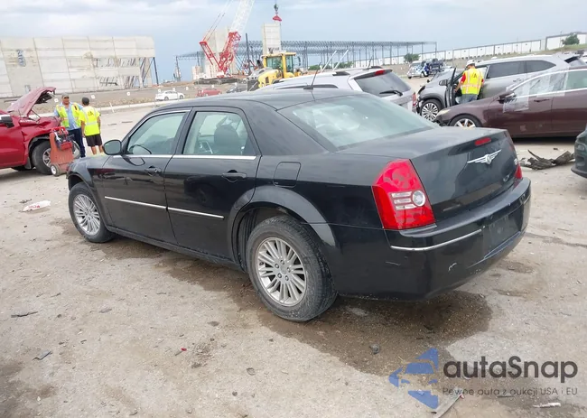 2C3KA53G28H293214: 42428282