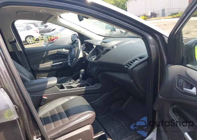 1FMCU9J99HUE27597: 42428310