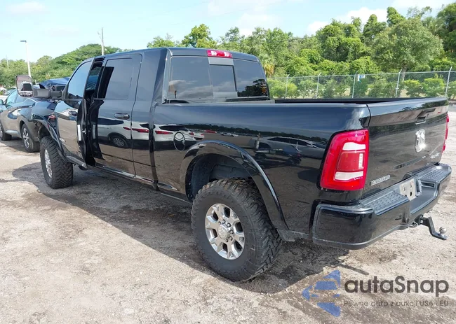 3C6UR5NL4MG677827: 42428326