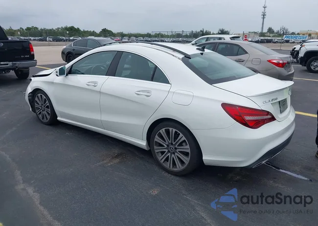 WDDSJ4EBXJN676439: 42428373