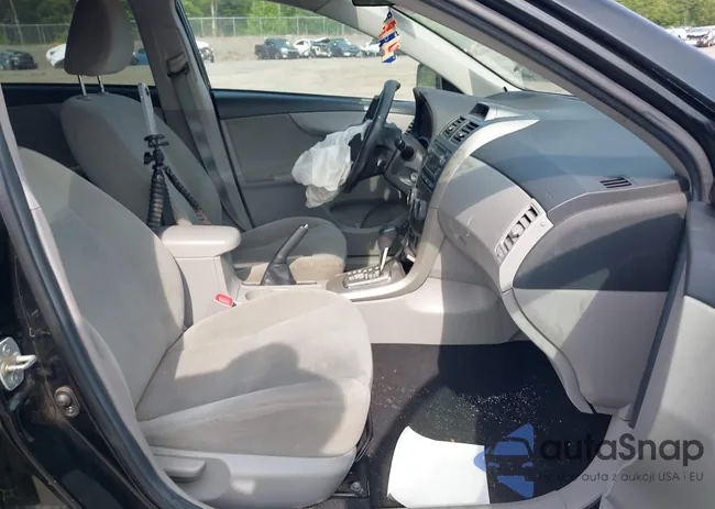 2T1BU4EE8CC895045: 42427468