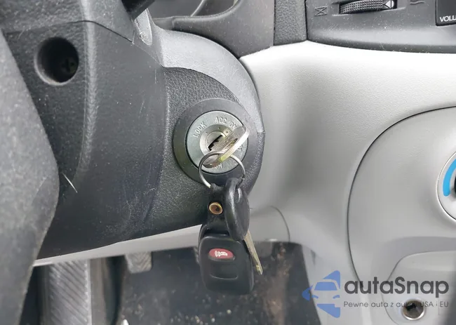 KMHCM3AC9BU187600: 42427607