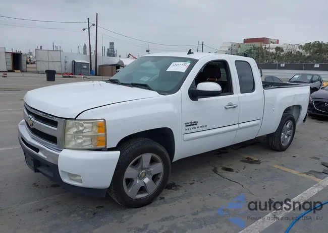 1GCRCSE04BZ382339: 42427735