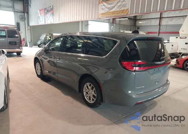 2C4RC1BG8PR581505: 42427767