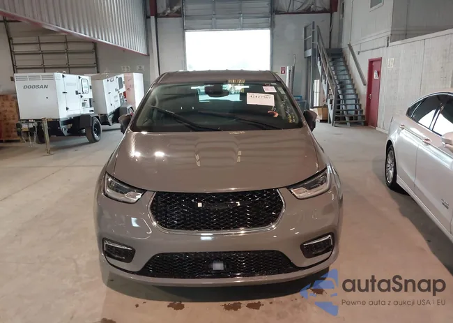 2C4RC1BG8PR581505: 42427767