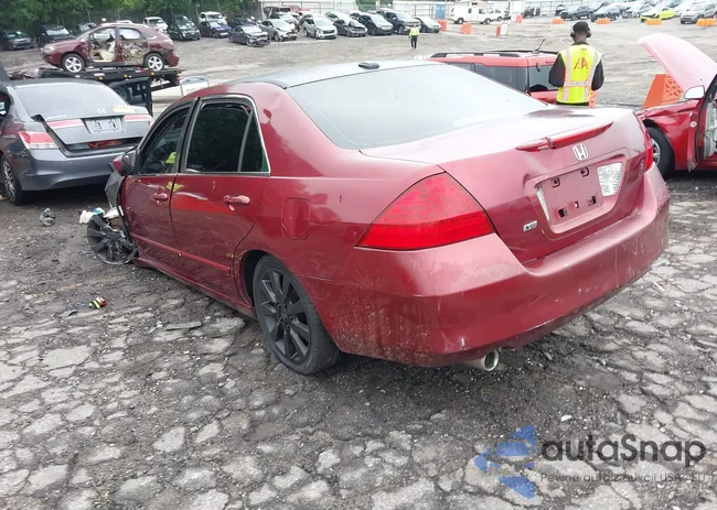 1HGCM66556A052705: 42427790