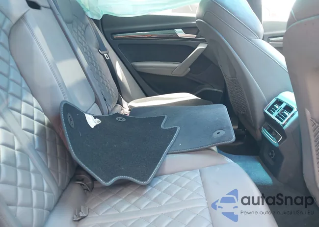 WA1C4AFY0J2021161: 42427823